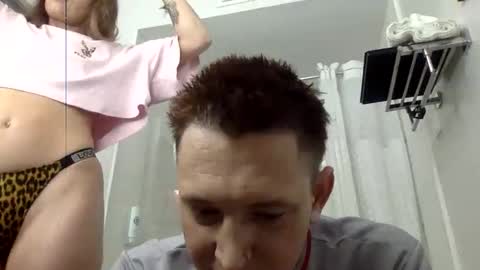 Snapshot of themaxwood chatting on 03.03.26 themaxwood online show from 03.03.26