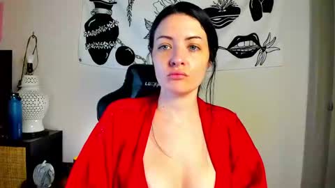 themelrose online show from 10.24.25