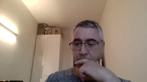 Themohican online show from 04.08.26