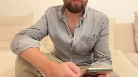 TheMonarchGoat online show from 12.17.24