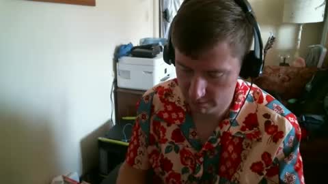 Snapshot of themormonman chatting on 02.10.25 Daisy and Tim online show from 02.10.25