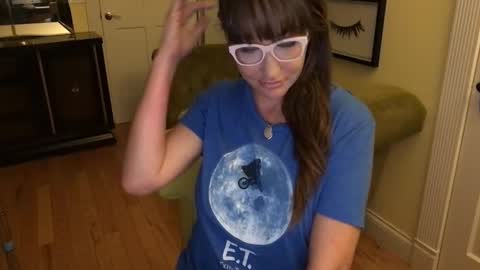 Cach Nelson online show from 10.19.25