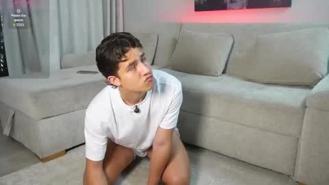  THEO- MATEO  online show from 11.05.25