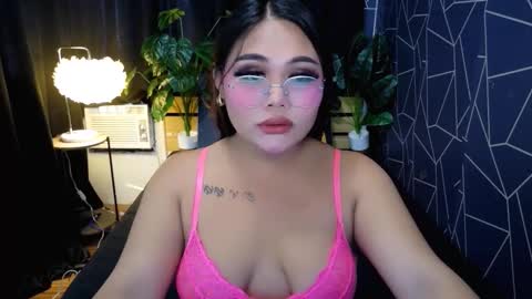 FRANCINE online show from 03.03.26