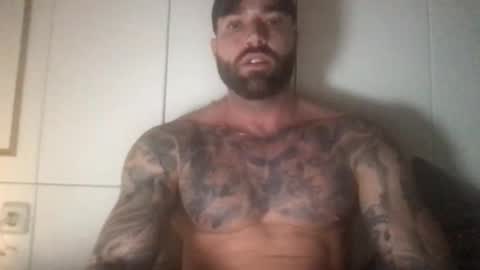 Snapshot of theop2 chatting on 04.04.26 theop2 online show from 04.04.26