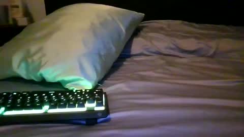 the peach princess  online show from 02.03.25