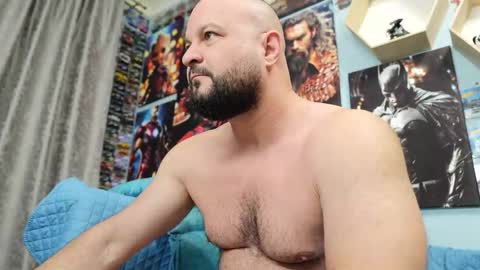 Chris online show from 10.04.25