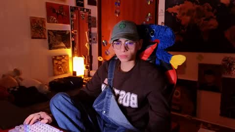 Snapshot of theprince_red chatting on 04.08.26 Matt independent model online show from 04.08.26