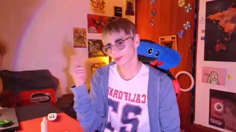 Matt independent model  online show from 05.05.26