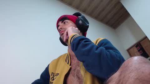 Santiago Enrique online show from 03.03.26