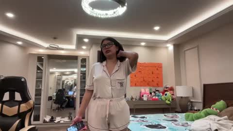 therealcamilabaddie online show from 10.11.25