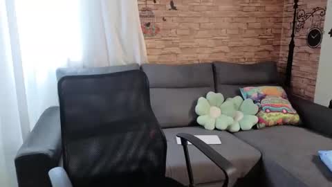 Snapshot of therosepetal chatting on 09.09.25 therosepetal online show from 09.09.25