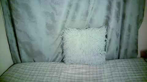 Snapshot of therry_heart chatting on 12.16.25 hearty online show from 12.16.25