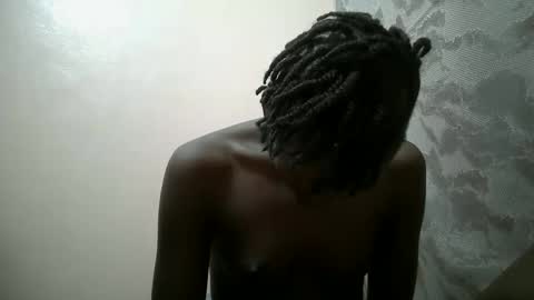 Snapshot of therry_heart chatting on 02.08.26 hearty online show from 02.08.26