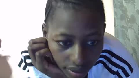 Snapshot of therry_heart chatting on 03.09.26 hearty online show from 03.09.26