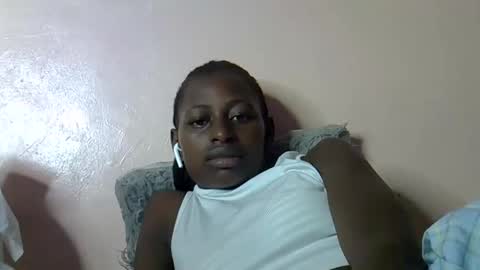 Snapshot of therry_heart chatting on 03.10.26 hearty online show from 03.10.26