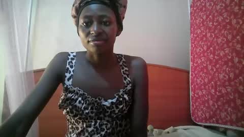 Snapshot of therry_heart chatting on 04.03.26 hearty online show from 04.03.26