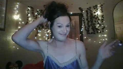 Snapshot of thesillymillie chatting on 10.04.25 sillymillie0 online show from 10.04.25