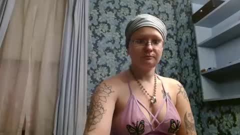 Siren of the Fae online show from 12.15.25