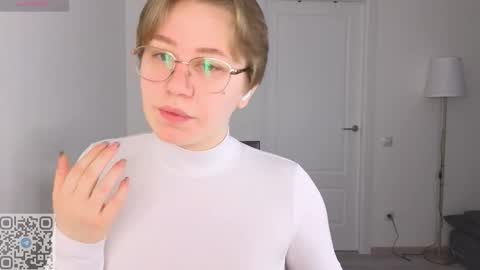 Snapshot of thestaronsky chatting on 02.03.26 Lucia online show from 02.03.26