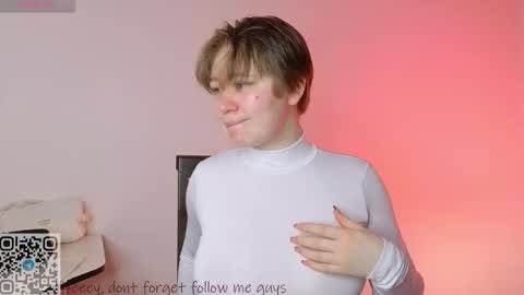 Snapshot of thestaronsky chatting on 02.24.26 Lucia online show from 02.24.26