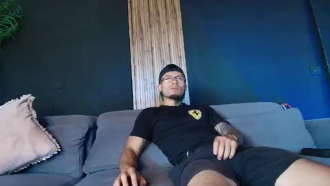 thestraightroom online show from 04.23.26