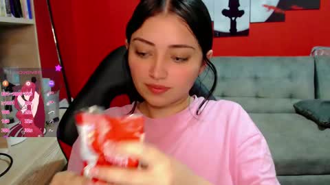 Snapshot of thesweethari chatting on 02.22.25 I dont do real meetings My bio online show from 02.22.25