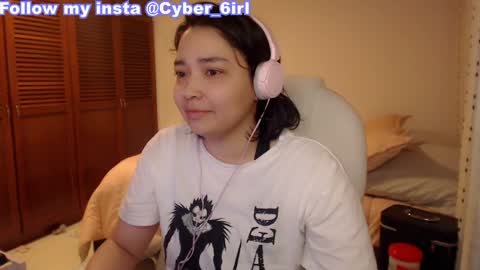 Snapshot of thetalkingbutt chatting on 04.25.26 Mai online show from 04.25.26