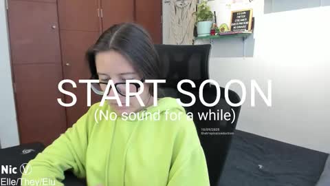 Nicole online show from 09.10.25