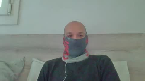 Scarf guy online show from 12.18.24