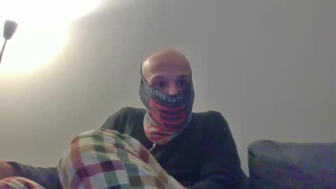 Scarf guy online show from 02.15.25