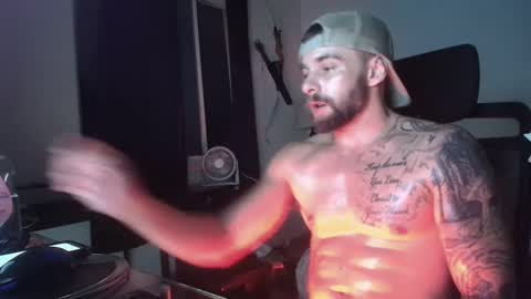 Snapshot of theufcfan_8181 chatting on 09.27.25 troy online show from 09.27.25