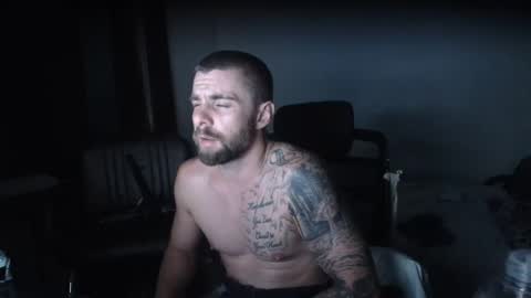 Snapshot of theufcfan_8181 chatting on 10.20.25 troy online show from 10.20.25