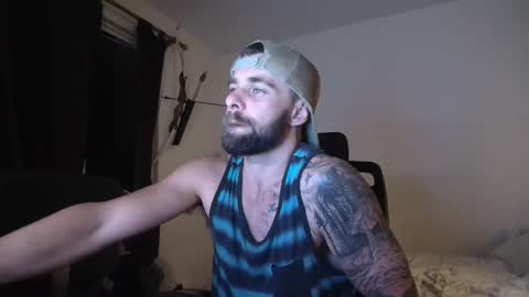 Snapshot of theufcfan_8181 chatting on 11.14.25 troy online show from 11.14.25