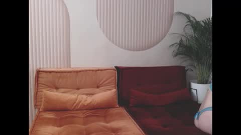 Snapshot of thevelvetcatwalk chatting on 02.22.26 Hi Im Belle Welcome to my room online show from 02.22.26