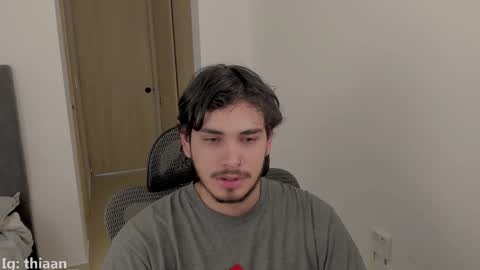 Snapshot of thiaan__ chatting on 09.14.25 thiaan__ online show from 09.14.25