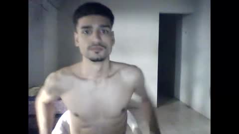 Snapshot of thiago22bk chatting on 11.18.25 thiago22bk online show from 11.18.25