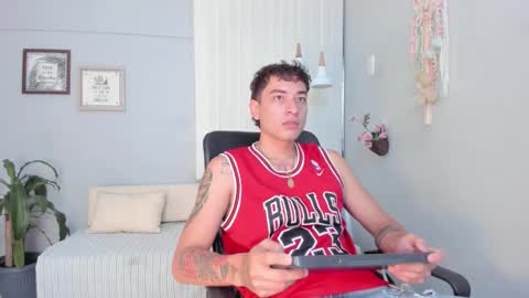 Thiago  online show from 03.25.26