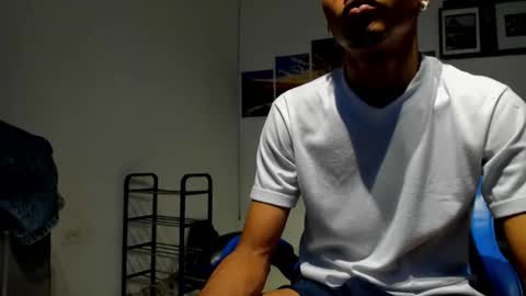 thiago_2004 online show from 09.12.25