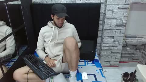 thiago_hairy online show from 11.04.25