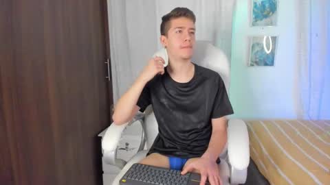 Manuel online show from 09.14.25