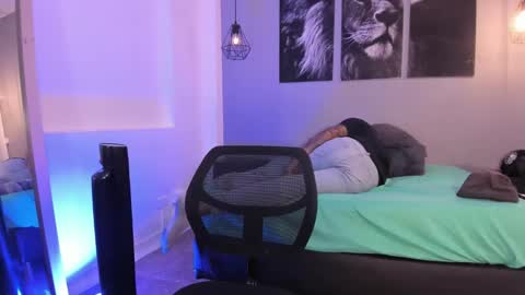 Snapshot of thiago_nowak2 chatting on 12.03.24 Thiago online show from 12.03.24