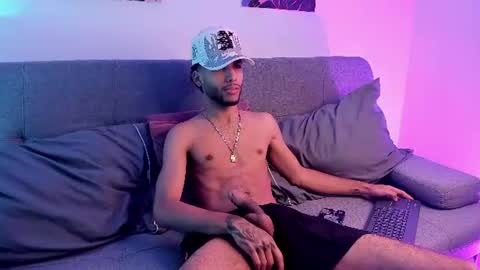 ThiagoFerreti online show from 07.10.26