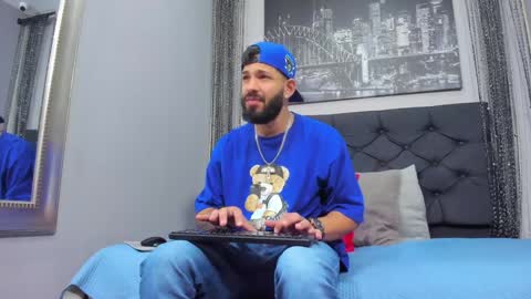 Snapshot of thiagomez17 chatting on 12.04.24 Thia Gomez online show from 12.04.24