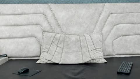 Thiago   online show from 01.10.25