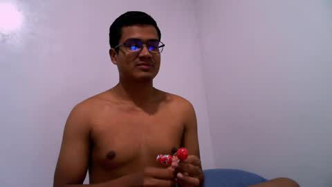 thiagovega_ online show from 04.20.26