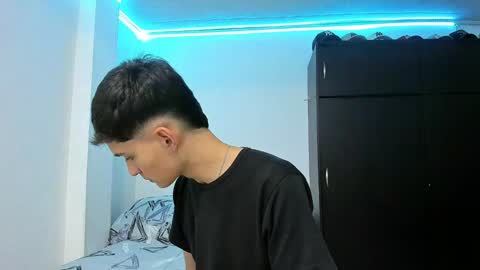 Thiago Wells online show from 12.08.24