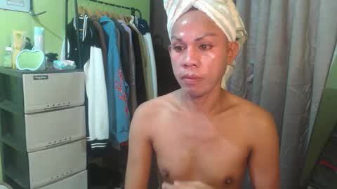 gil online show from 09.28.25