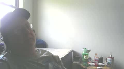 Snapshot of thickbong chatting on 06.26.26 thickbong online show from 06.26.26