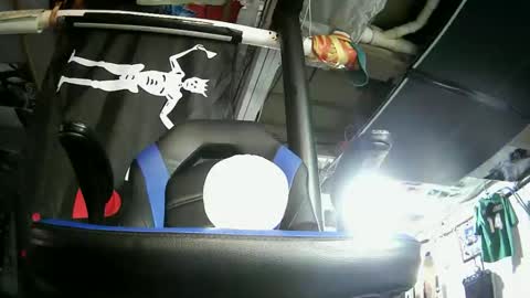 Snapshot of thickcock37 chatting on 10.22.25 Thickcock37 online show from 10.22.25